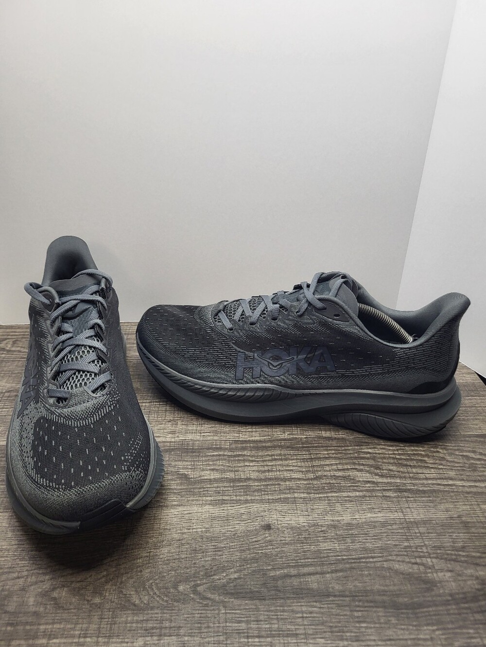 Hoka One One Mach 6 S Black Grey Running Shoes Sneakers Men's Size 13 D